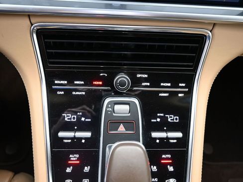 Certified 2020 Porsche Panamera 4S AWD/4WD image 19