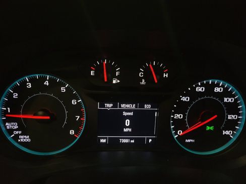 Used 2022 Chevrolet Malibu LT FWD image 23