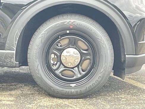 New 2025 Ford Explorer 4WD Police Interceptor image 9