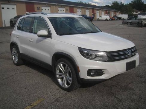 Used 2013 Volkswagen Tiguan S AWD/4WD image 3