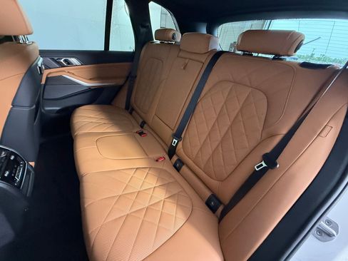 Certified 2026 BMW X5 sDrive40i w/ Climate Comfort Package RWD image 29
