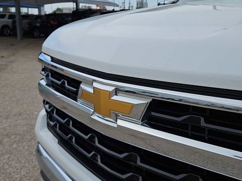 Used 2023 Chevrolet Silverado 1500 LT w/ Z71 Off-Road Package image 13