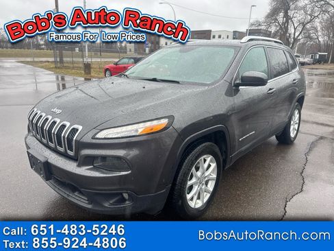 Used 2017 Jeep Cherokee Latitude w/ Safety/Convenience Group image 1