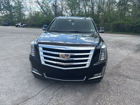 Used 2020 Cadillac Escalade ESV 4WD image 8