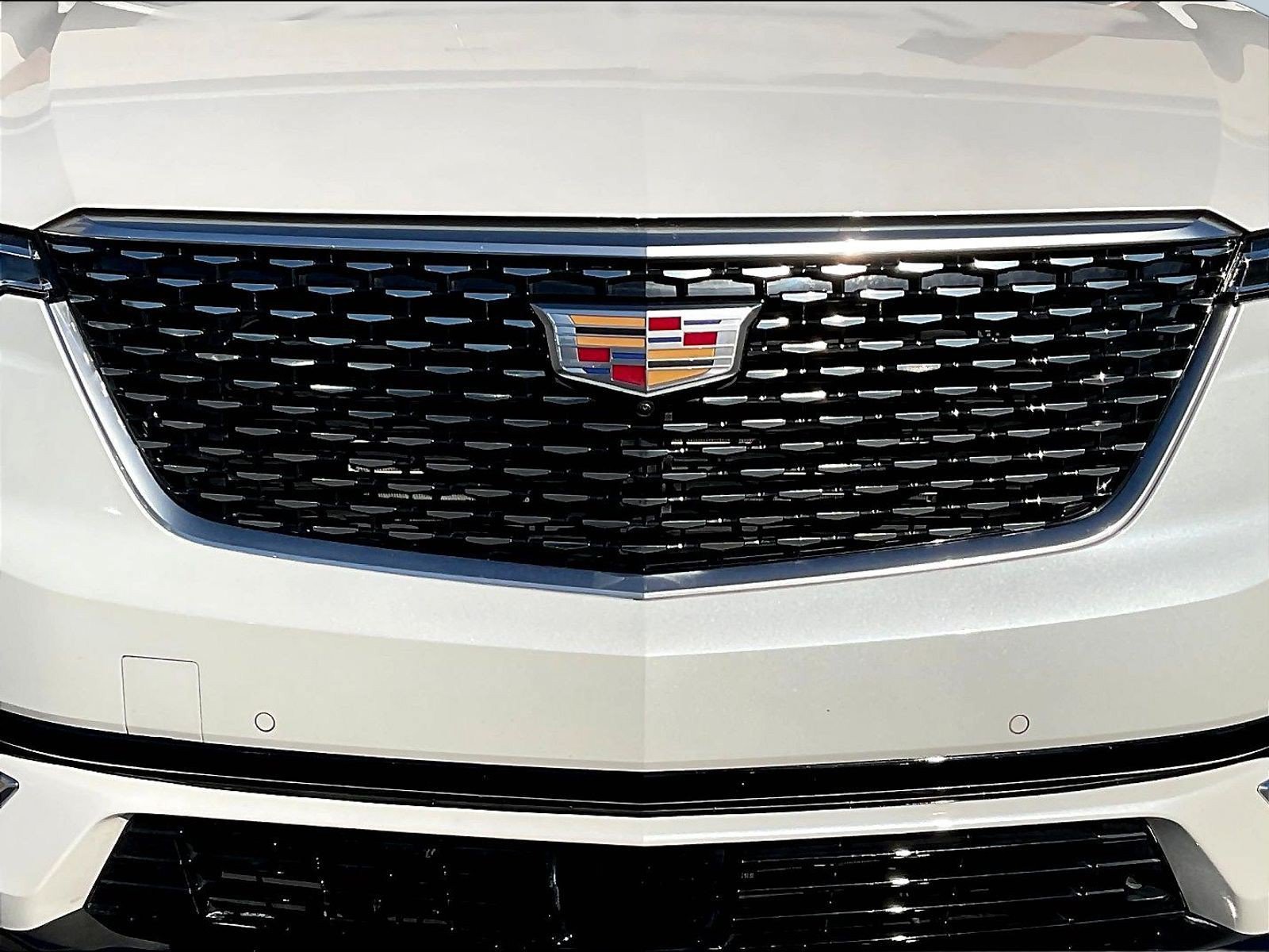 Used 2025 Cadillac XT6 Premium Luxury w/ Platinum Package FWD image 36