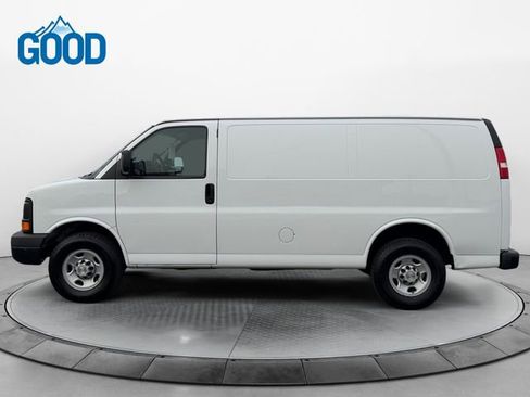 Used 2008 Chevrolet Express 2500 image 2