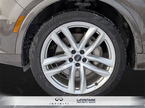 Used 2018 Audi Q7 3.0T Prestige w/ Prestige Package image 36