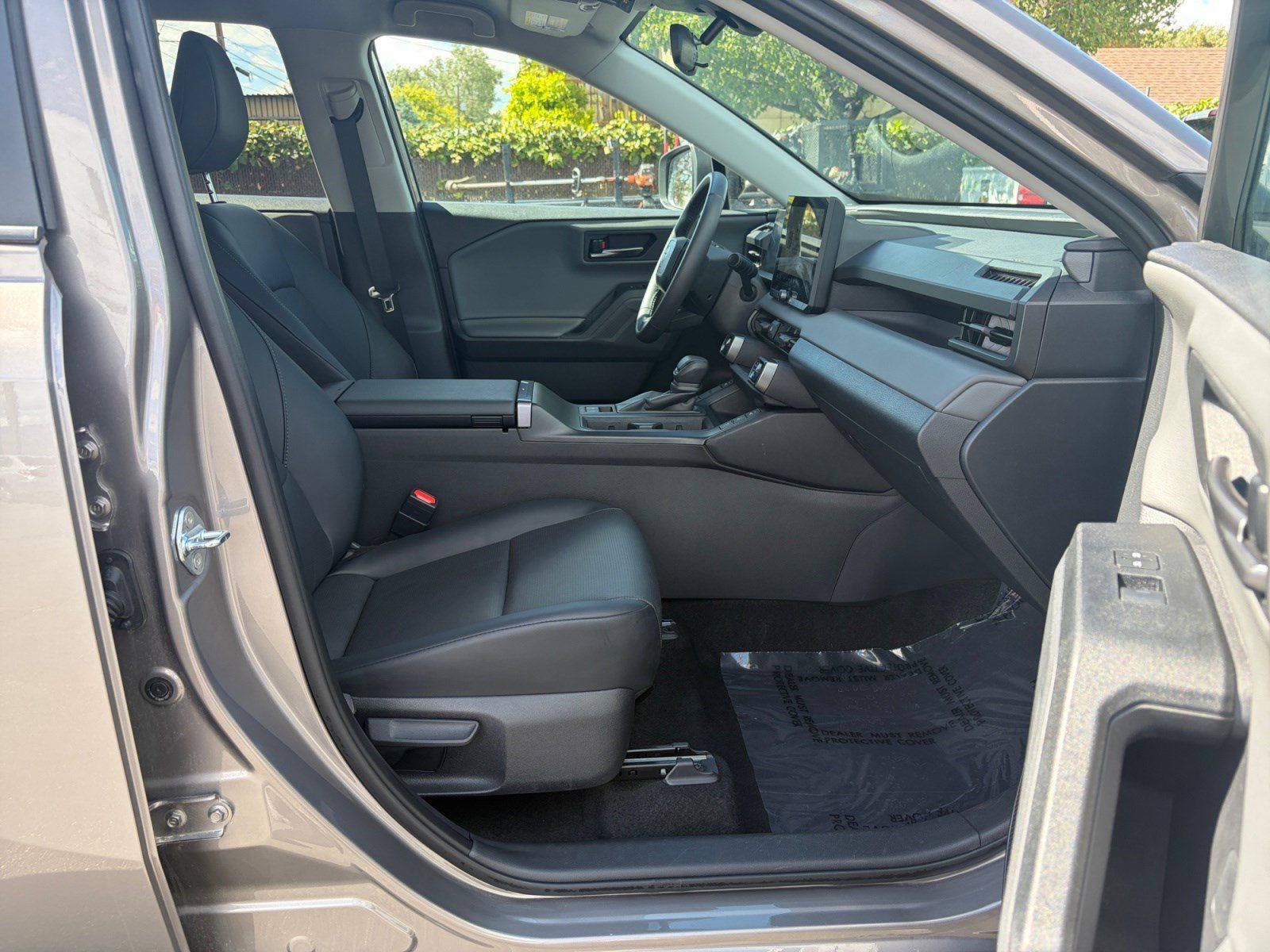 Used 2026 Toyota RAV4 XLE Premium AWD/4WD image 29