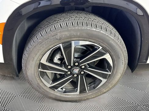 Used 2025 Buick Enclave Sport Touring w/ LPO, Floor Liner Package image 32