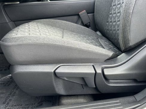 New 2026 Nissan Kicks SV FWD image 20