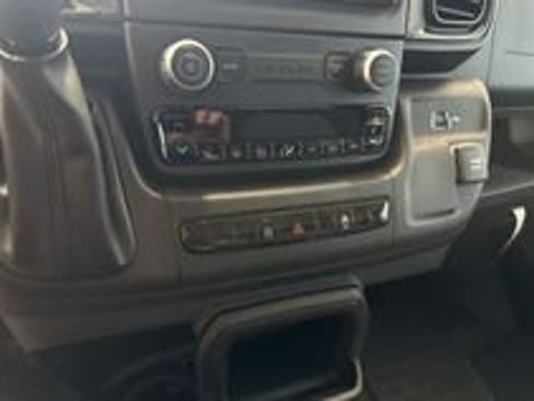 Used 2024 RAM ProMaster 2500 FWD image 18