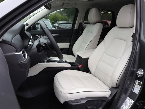 Certified 2025 MAZDA CX-5 AWD 2.5 S w/ Premium Plus Pkg image 9
