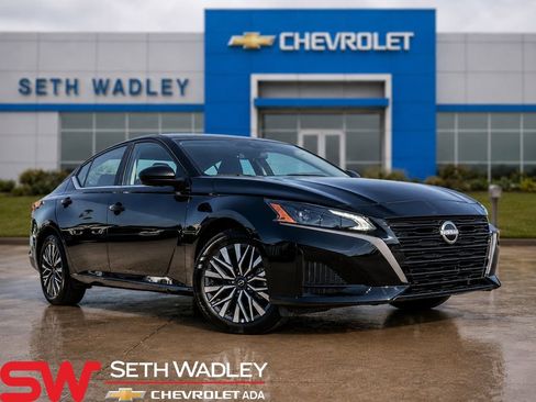 Used 2026 Nissan Altima 2.5 SV FWD image 1