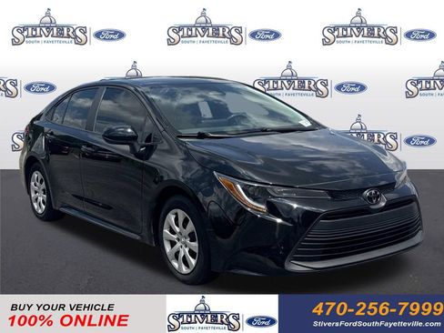 Used 2024 Toyota Corolla LE FWD image 1