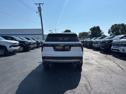 New 2026 Chevrolet Traverse LT w/ LPO, Floor Liner Package image 5