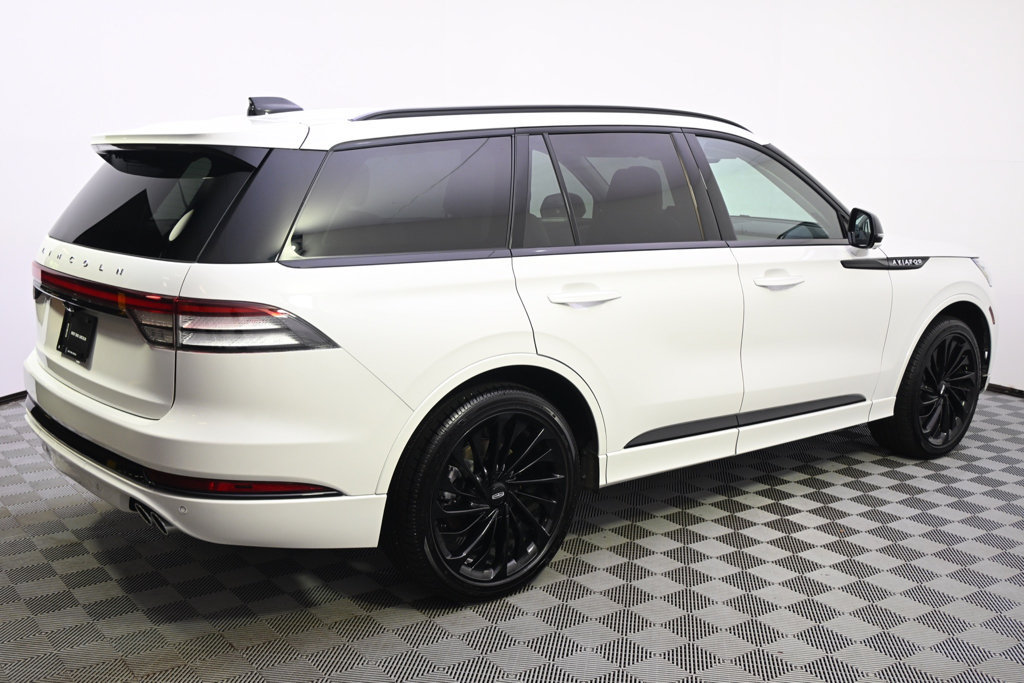 New 2026 Lincoln Aviator Reserve AWD/4WD image 7