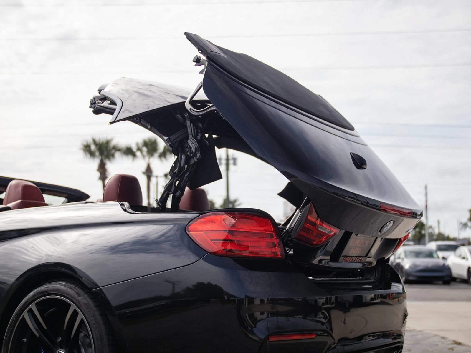 Used 2016 BMW M4 Convertible RWD image 35