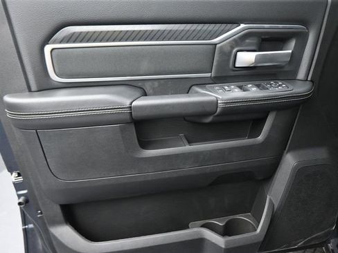 New 2026 RAM 2500 Big Horn AWD/4WD image 28
