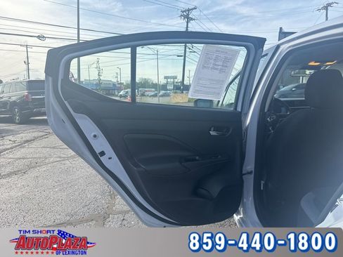 Used 2025 Nissan Versa SV FWD image 36