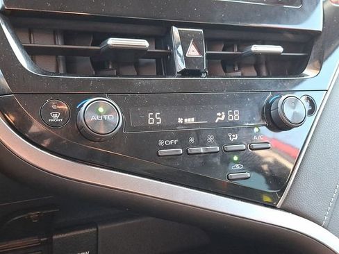 Certified 2024 Toyota Camry SE FWD image 15