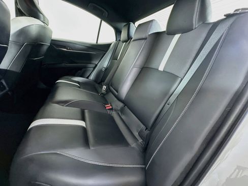 Used 2025 Toyota Camry SE FWD image 27
