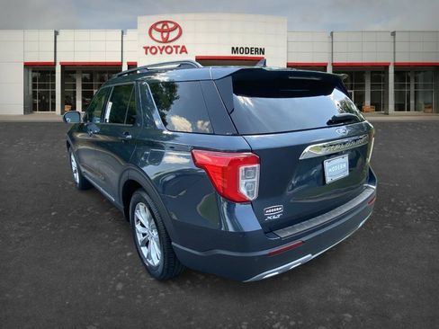 Used 2023 Ford Explorer XLT w/ Equipment Group 202A RWD image 6