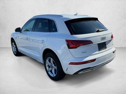 Used 2023 Audi Q5 2.0T Premium w/ Convenience Package image 7