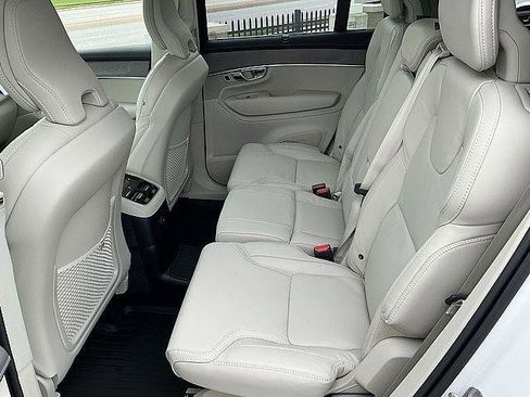 New 2026 Volvo XC90 T8 Ultra w/ Protection Package Premier AWD/4WD image 14