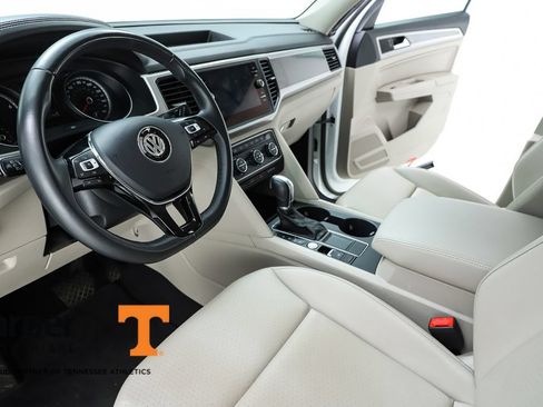 Used 2018 Volkswagen Atlas SE FWD image 19