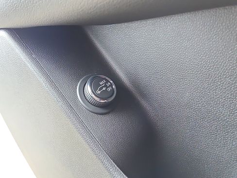 Used 2020 Cadillac XT6 Sport image 16