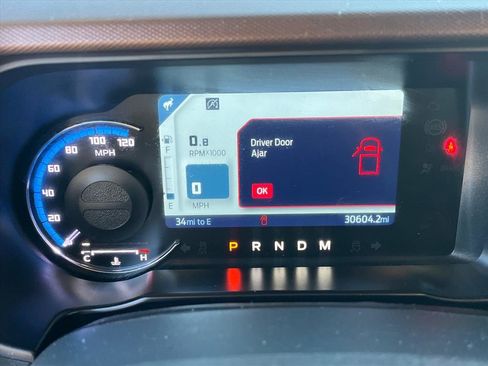 Certified 2023 Ford Bronco Outer Banks w/ Sasquatch Package image 9