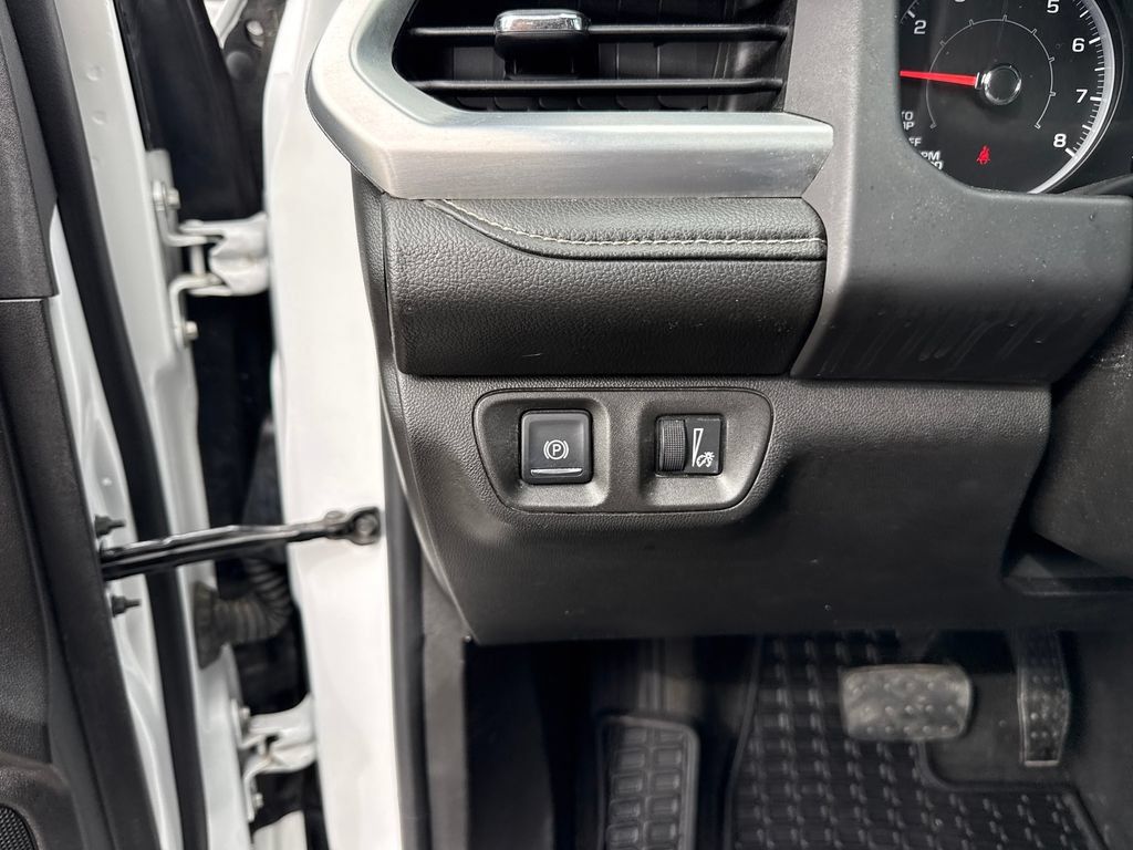 Used 2018 GMC Acadia SLE AWD/4WD image 11