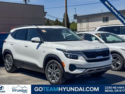 Used 2023 Kia Seltos S w/ Navigation Package