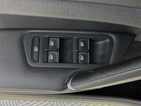 Used 2016 Volkswagen GTI SE w/ Lighting Package (SEL) image 20