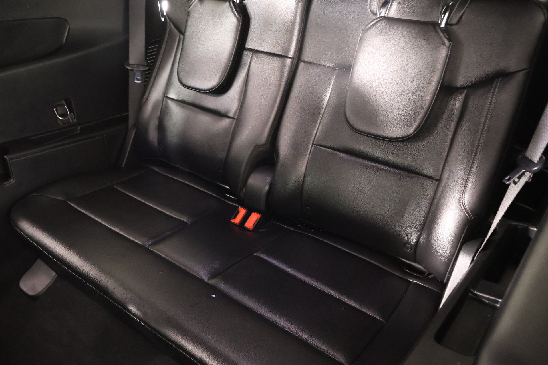 Used 2020 Ford Explorer Limited RWD image 14