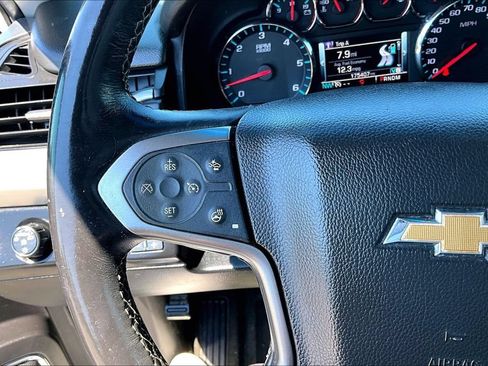 Used 2016 Chevrolet Suburban LT AWD/4WD image 18