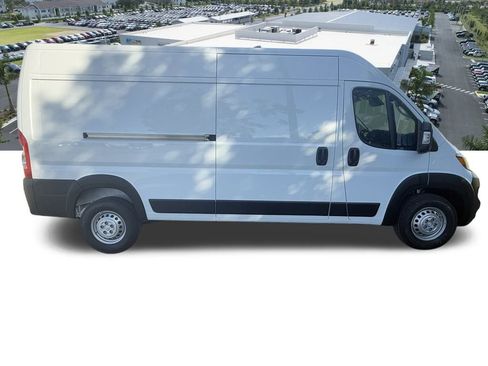 New 2026 RAM ProMaster 2500 w/ Convenience Group image 4