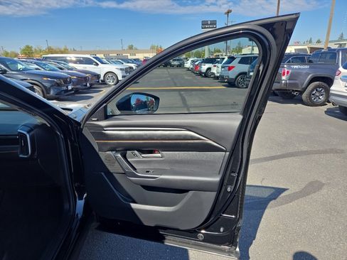 Used 2025 MAZDA CX-50 AWD 2.5 Turbo w/ Cargo Package image 18