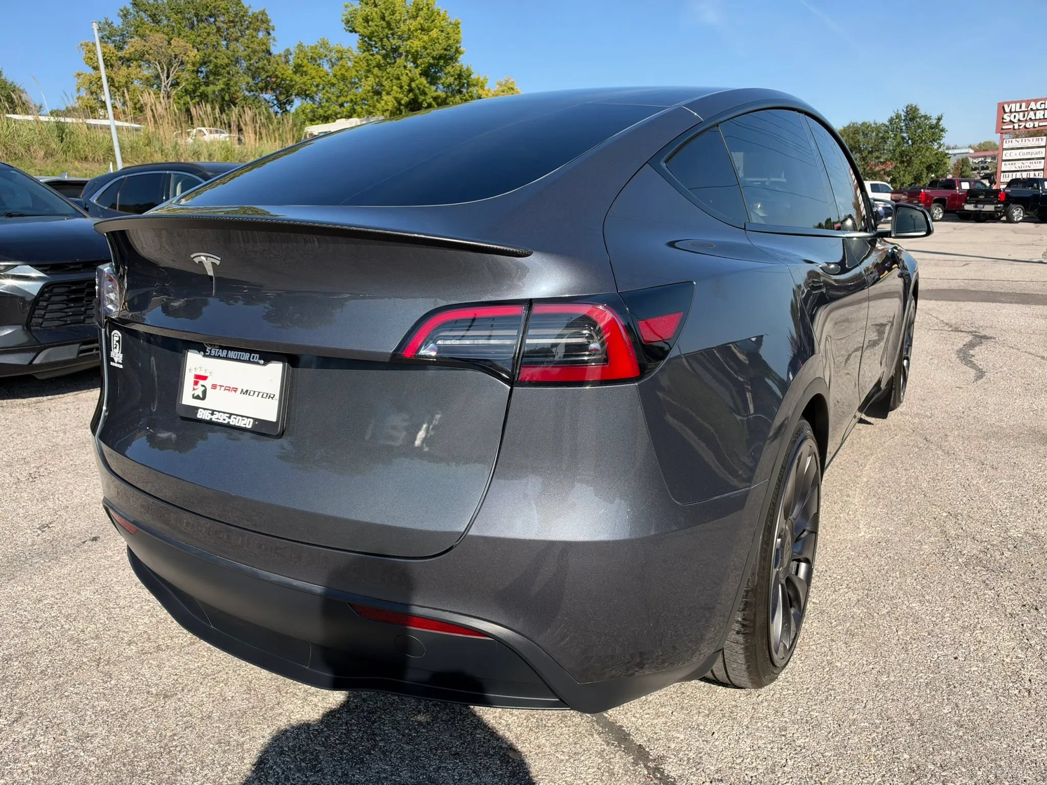 Used 2023 Tesla Model Y Performance AWD/4WD image 4