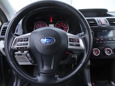 Used 2014 Subaru Forester 2.5i Premium AWD/4WD image 20