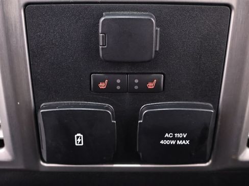 Certified 2019 Ford F450 Platinum w/ Platinum Ultimate Package AWD/4WD image 19