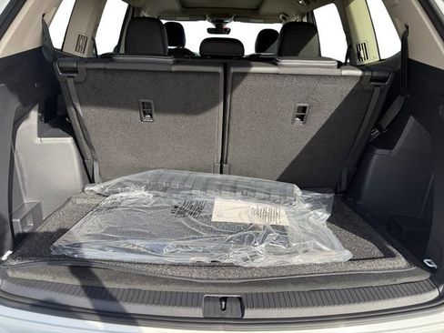 New 2025 Volkswagen Atlas SEL Premium R-Line image 16
