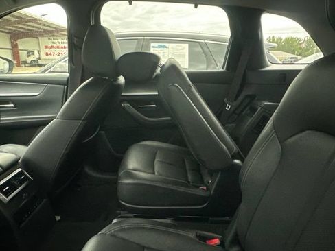 Used 2025 MAZDA CX-90 3.3 Turbo w/ Preferred Package AWD/4WD image 12
