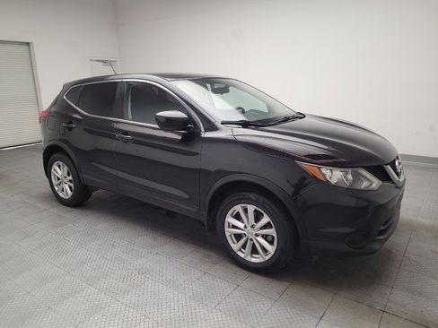 Used 2017 Nissan Rogue Sport S w/ S Appearance Package FWD image 11