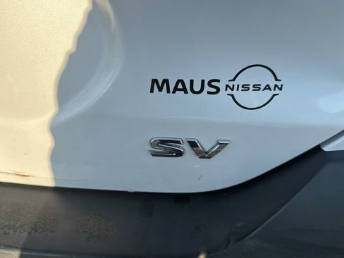 Used 2019 Nissan Kicks SV FWD image 18