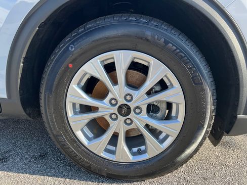 New 2026 Ford Escape Active FWD image 12
