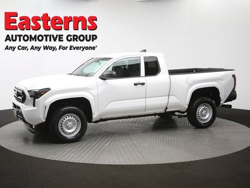 Used 2024 Toyota Tacoma SR RWD image 51