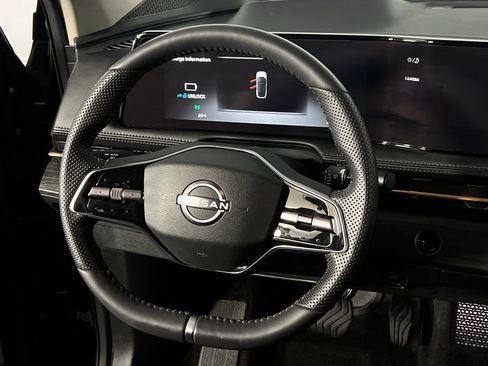 Used 2024 Nissan Ariya AWD image 13