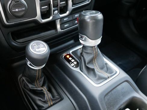 Used 2021 Jeep Wrangler Unlimited Sahara AWD/4WD image 23