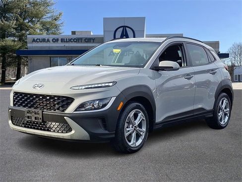 Used 2022 Hyundai Kona SEL w/ Convenience Package image 3
